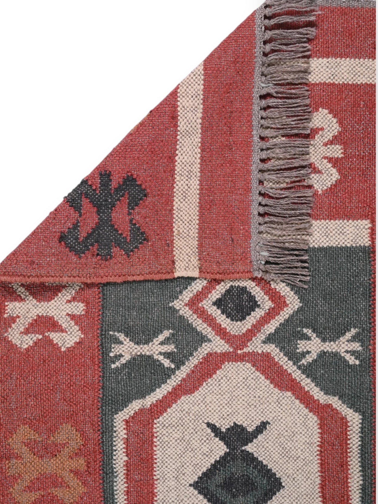 Detalle de alfombra kilim pasillo 60x150 multicolor hecha a mano en fibras naturales