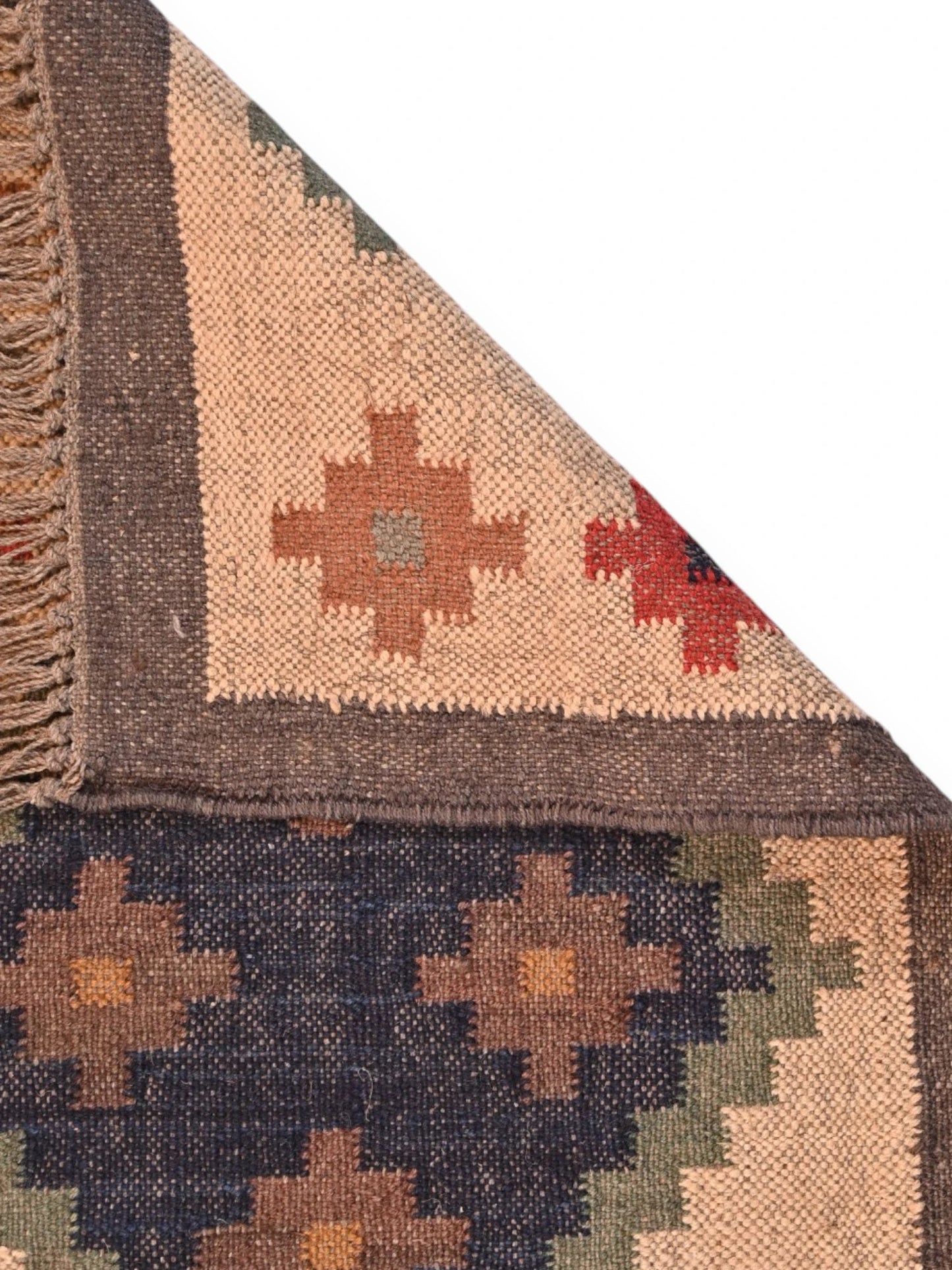 Detalle de alfombras kililm pasillo 60x180 multicolor necha a mano en fibras naturales