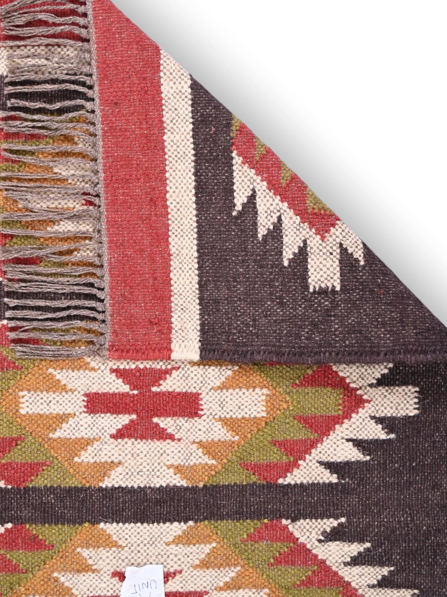 Detalle de alfombras kililm pasillo 60x90 multicolor necha a mano en fibras naturales