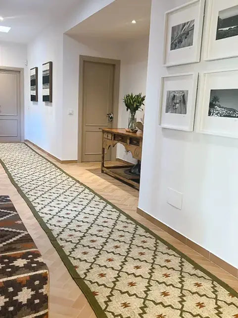 Alfombras kilim de pasillo, verde y beige