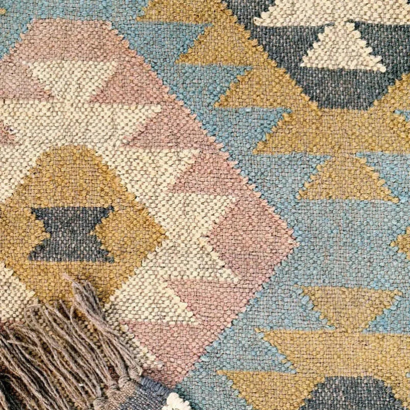 kilims y alfombras kilim modernas, étnicas y clásicas en fibras naturales.