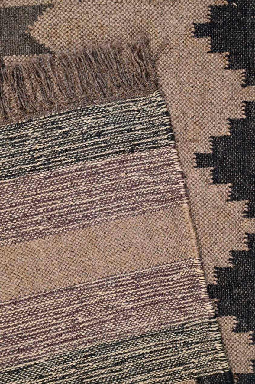 tienda online alfombras y kilims, hechos a mano, en lana y yute. Kilims baratos, de alta calidad.