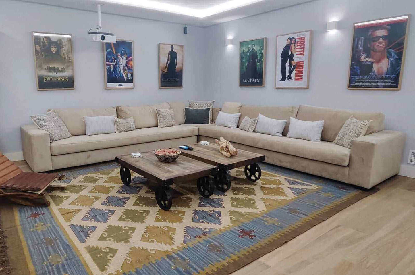 alfombra kilim grande azul, kilims en fibras naturales.