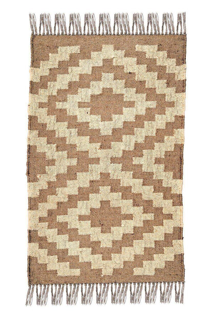 alfombra kilim, de lana y yute,  pequeña, geometrica, color beige y natural, reversible, artesanal, India.