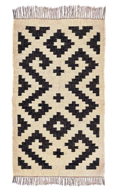 alfombra kilim, de lana y yute,  pequeña, étnica,  blanco, negro, geométrica,  reversible, artesanal, moderno,India.