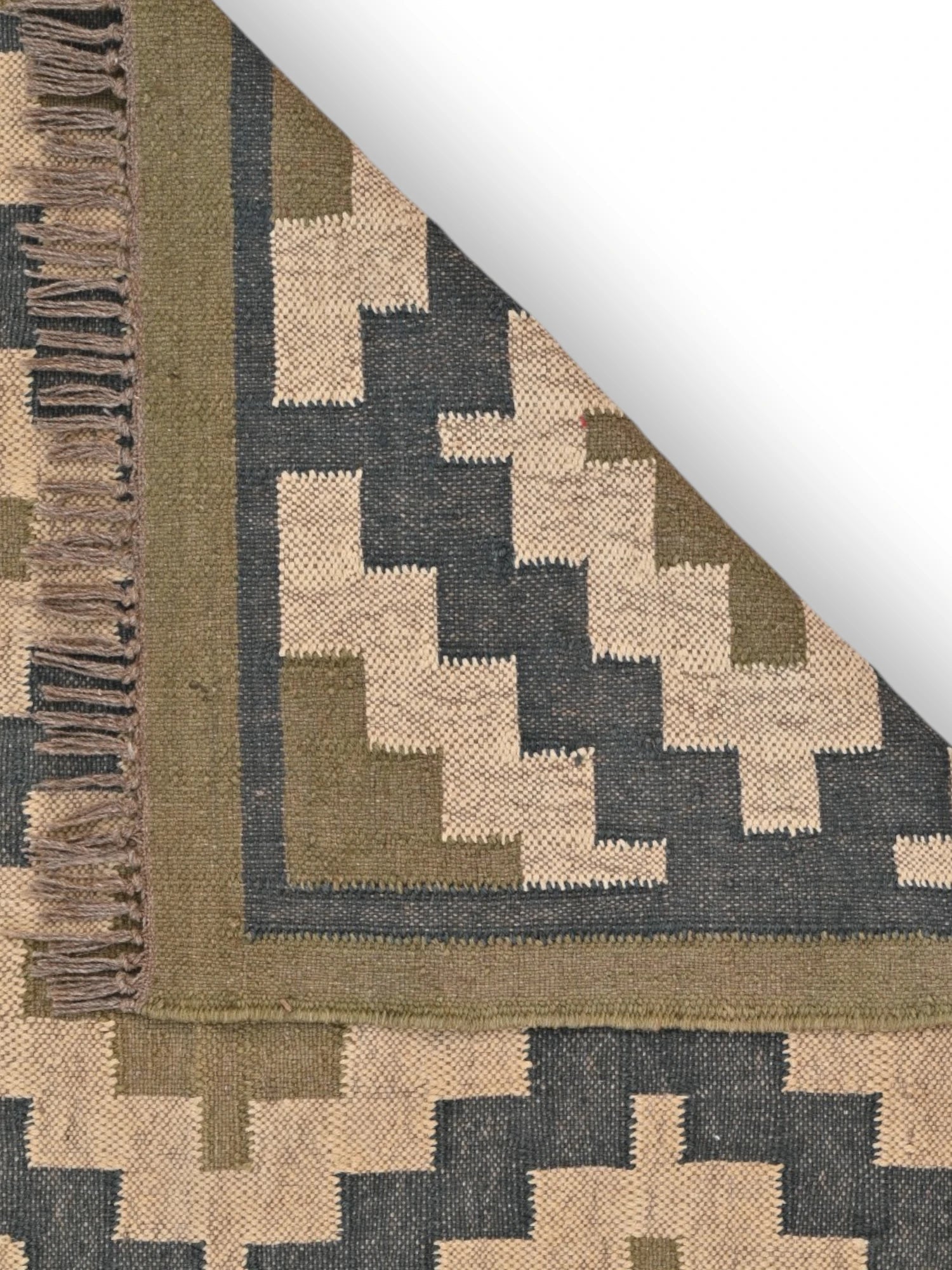 Detalle de alfombras kililm pasillo 120x180 multicolor necha a mano en fibras naturales