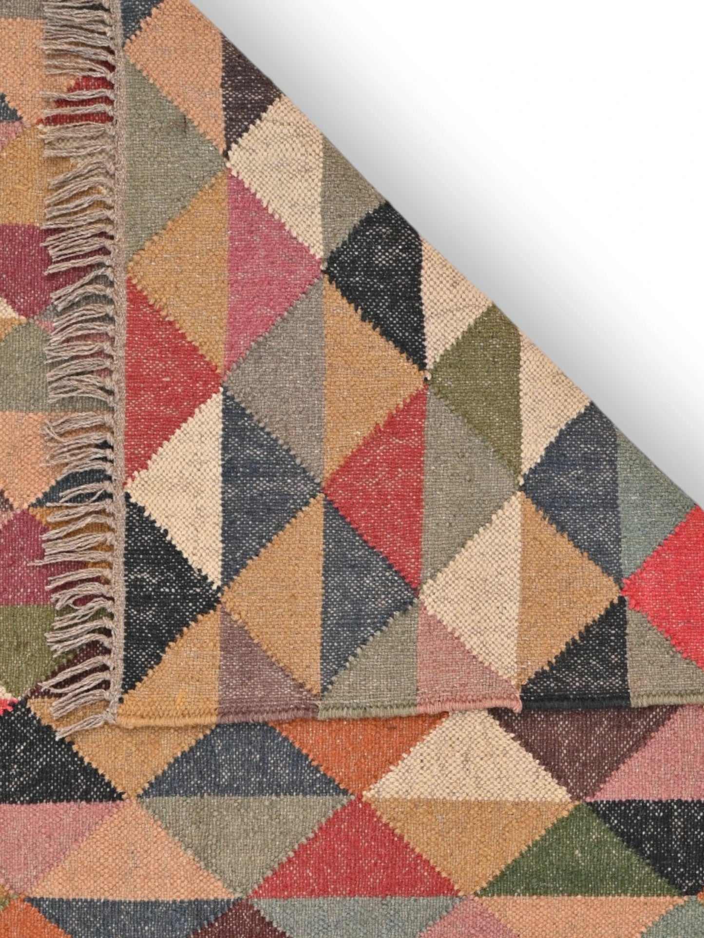 Detalle de alfombras kililm pasillo 120x180 multicolor necha a mano en fibras naturales