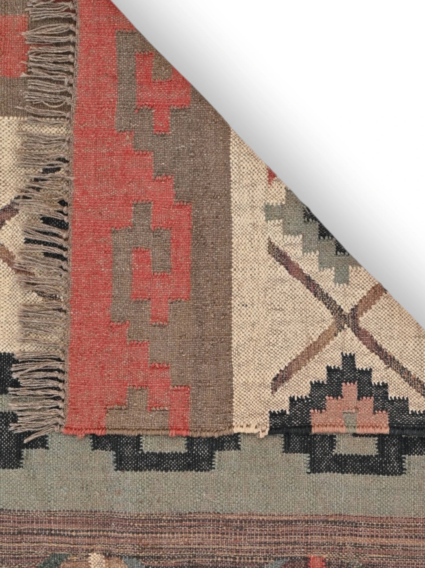 Detalle de alfombras kililm pasillo 120x180 multicolor necha a mano en fibras naturales