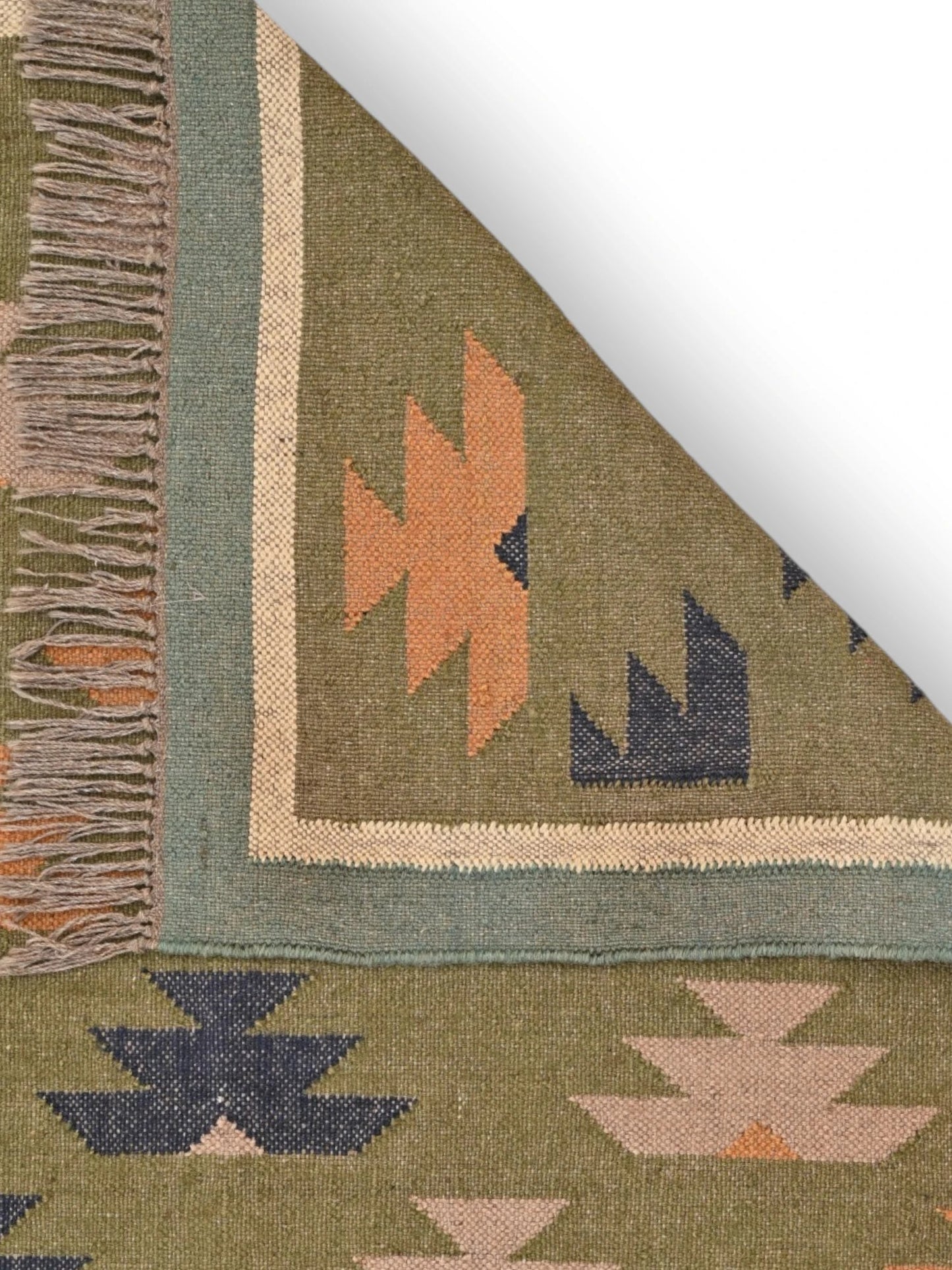 Detalle de alfombras kililm pasillo 120x180 multicolor necha a mano en fibras naturales