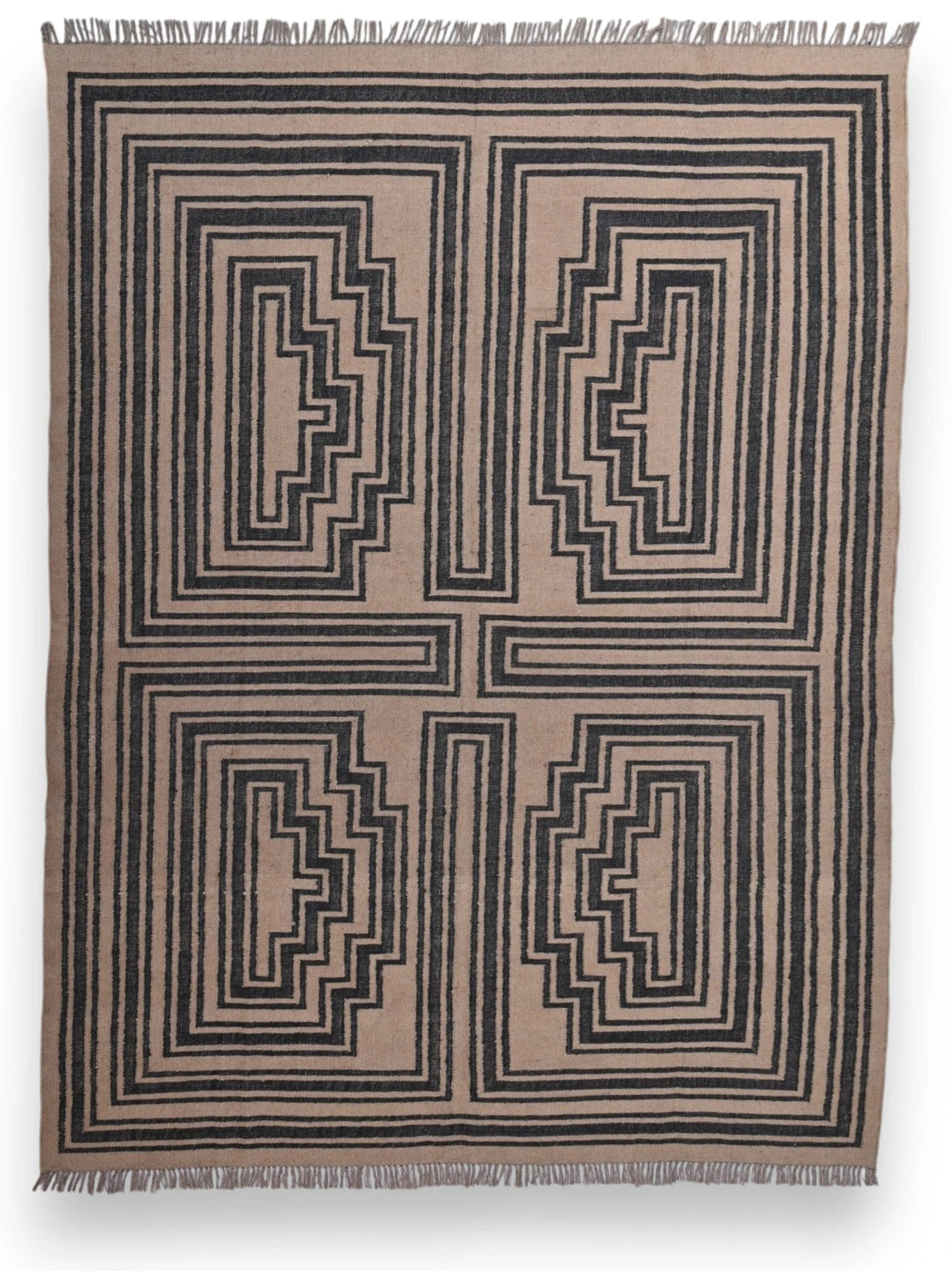alfombras kililm pasillo  240x300  negro marrón necha a mano en fibras naturales
