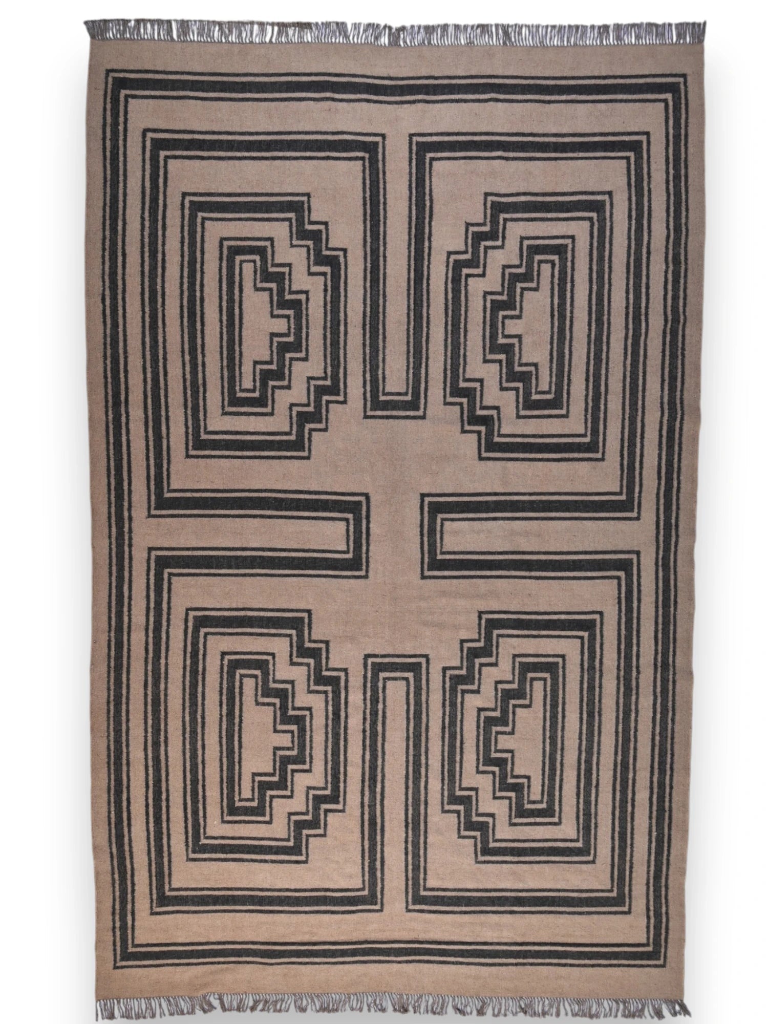 alfombras kililm pasill 300x360 marrón necha a mano en fibras naturales