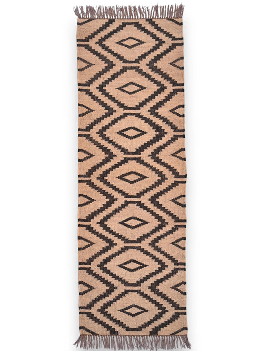 alfombras kililm pasillo 60x180 beige  negro necha a mano en fibras naturales