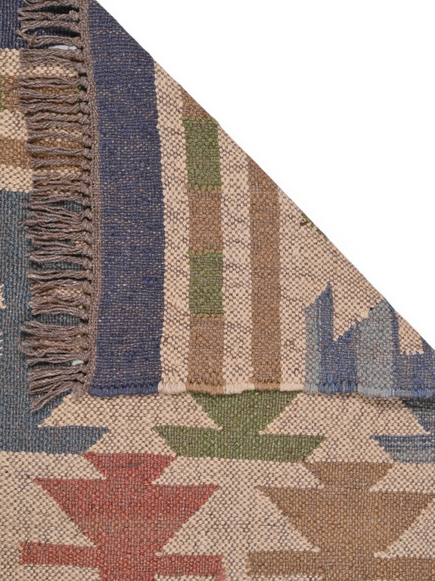 Detalle de alfombra kilim pasillo 60x90 multicolor hecha a mano en fibras naturales