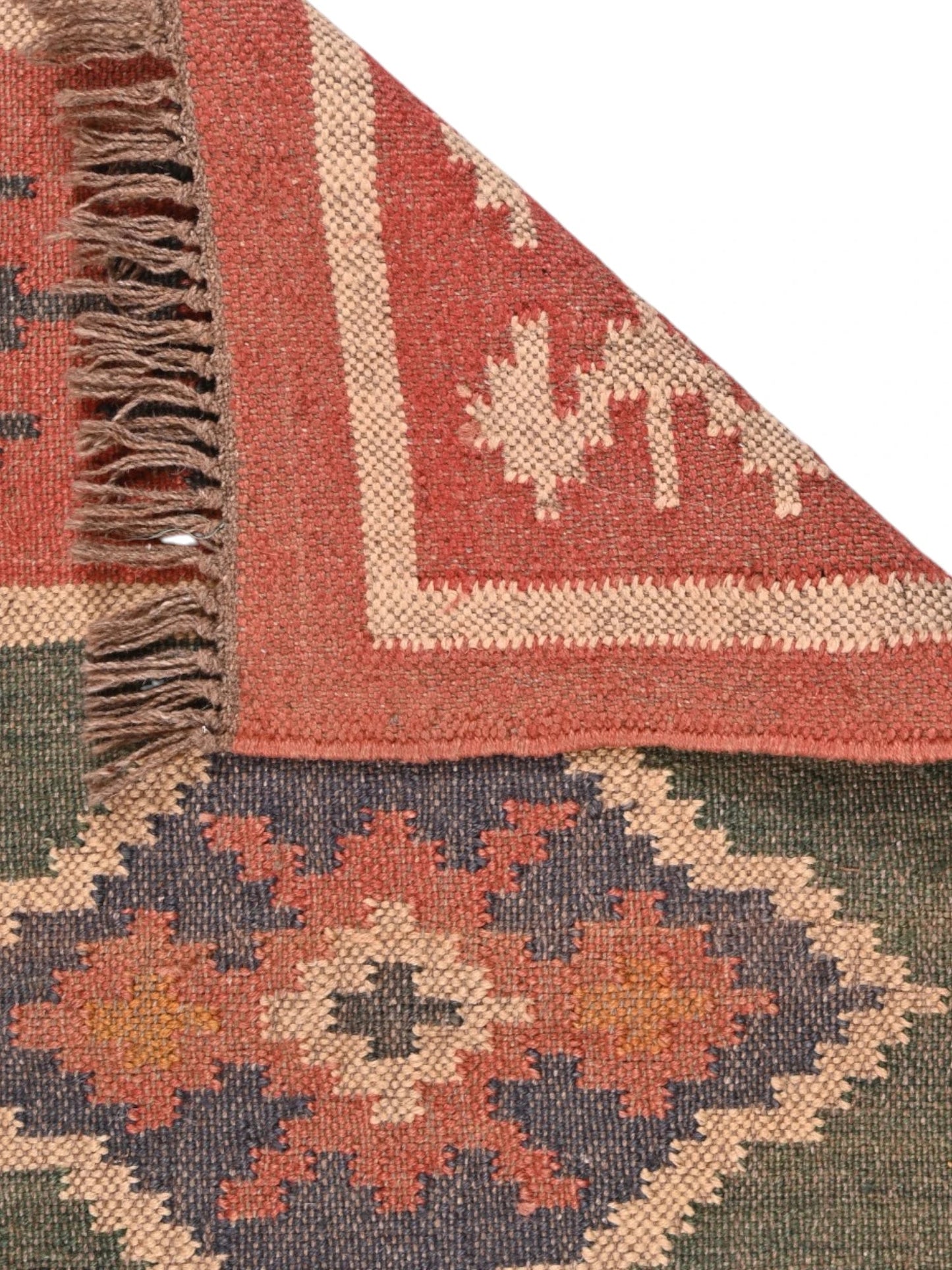 Detalle de alfombras kililm pasillo 60x90 multicolor necha a mano en fibras naturales