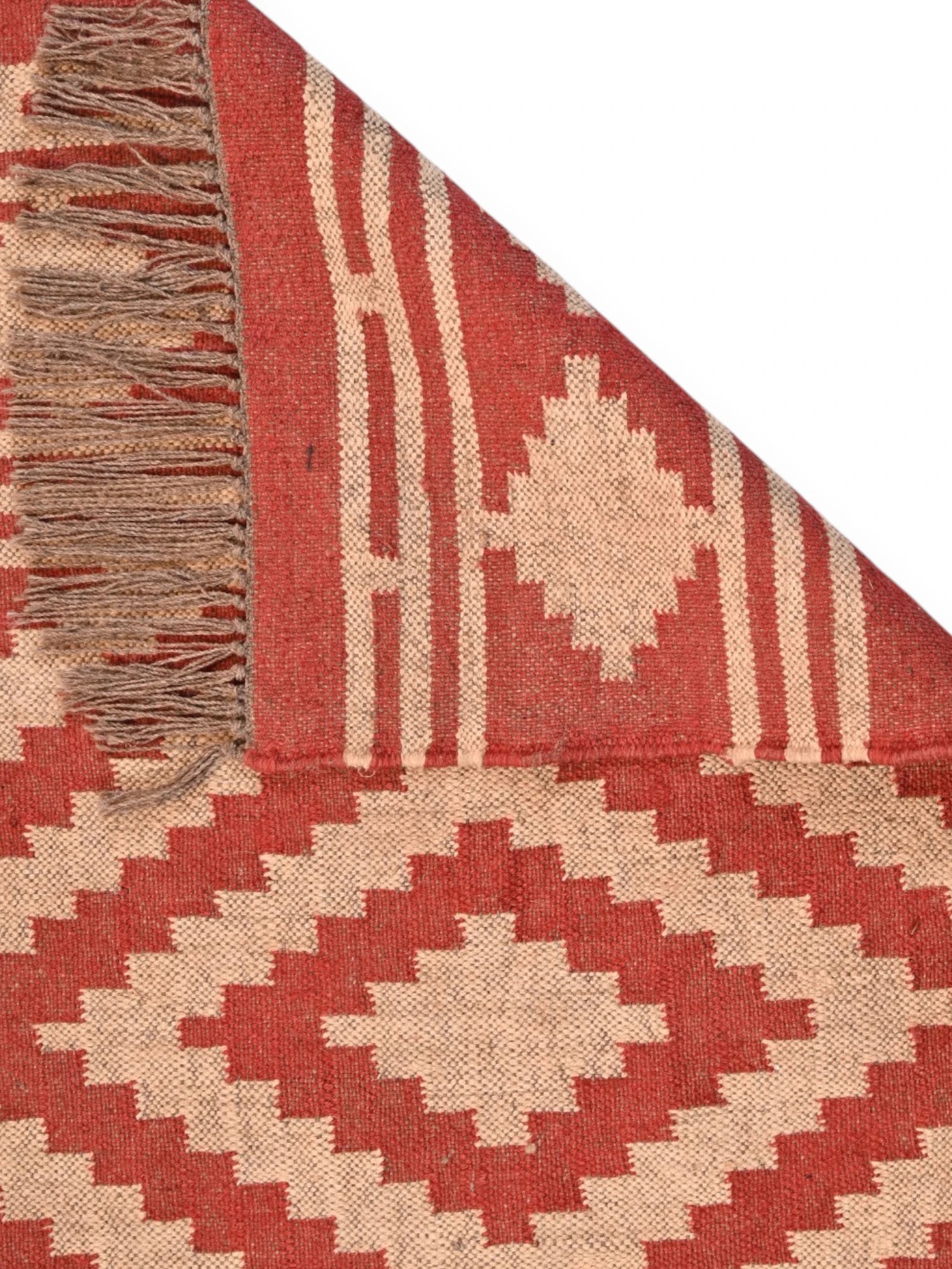 Detalle de alfombras kililm pasillo 75x180 rojo necha a mano en fibras naturales