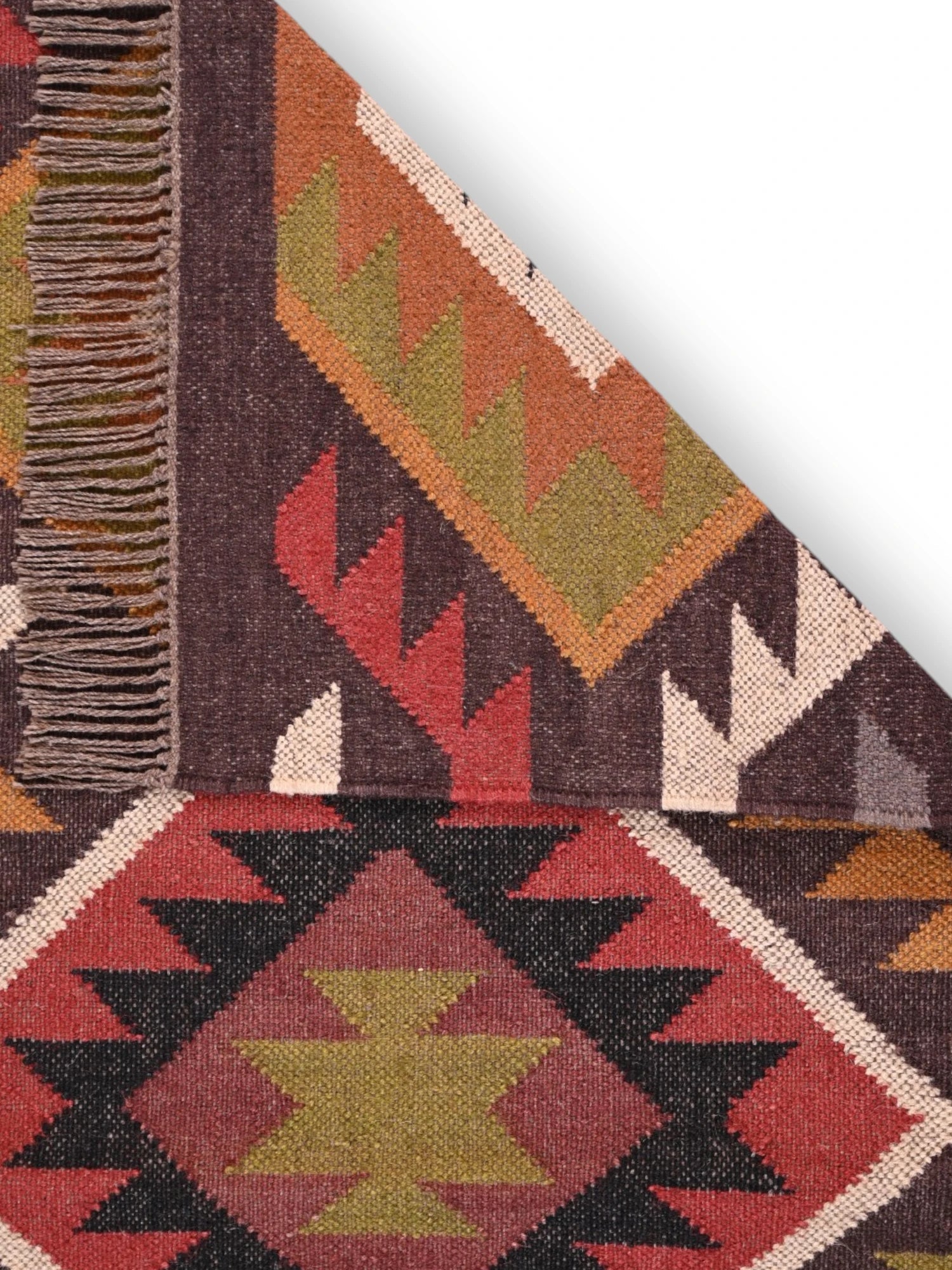 Detalle de alfombras kililm pasillo 75x300 multicolor necha a mano en fibras naturales