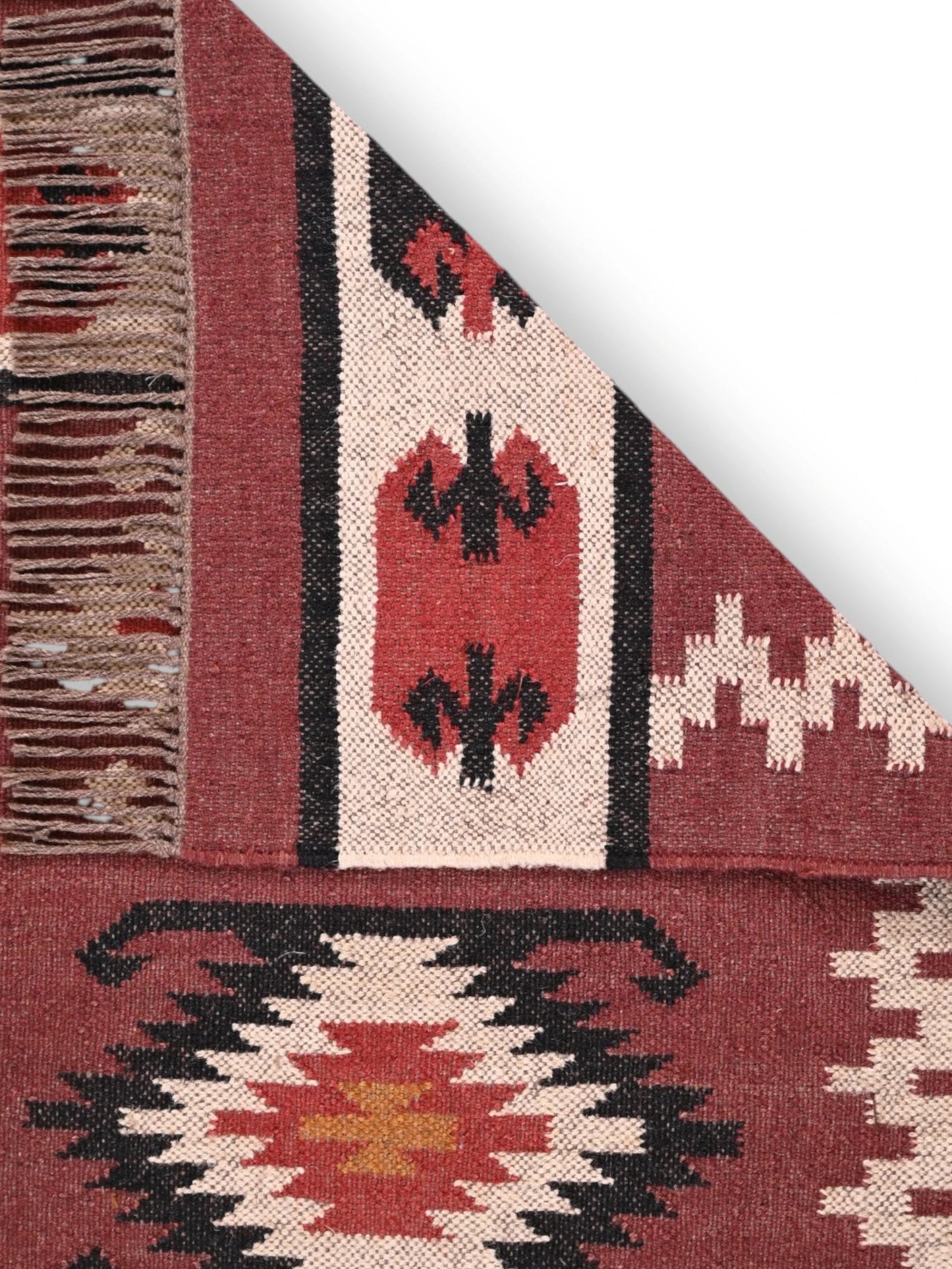Detalle de alfombras kililm pasillo 75x300 multicolor necha a mano en fibras naturales