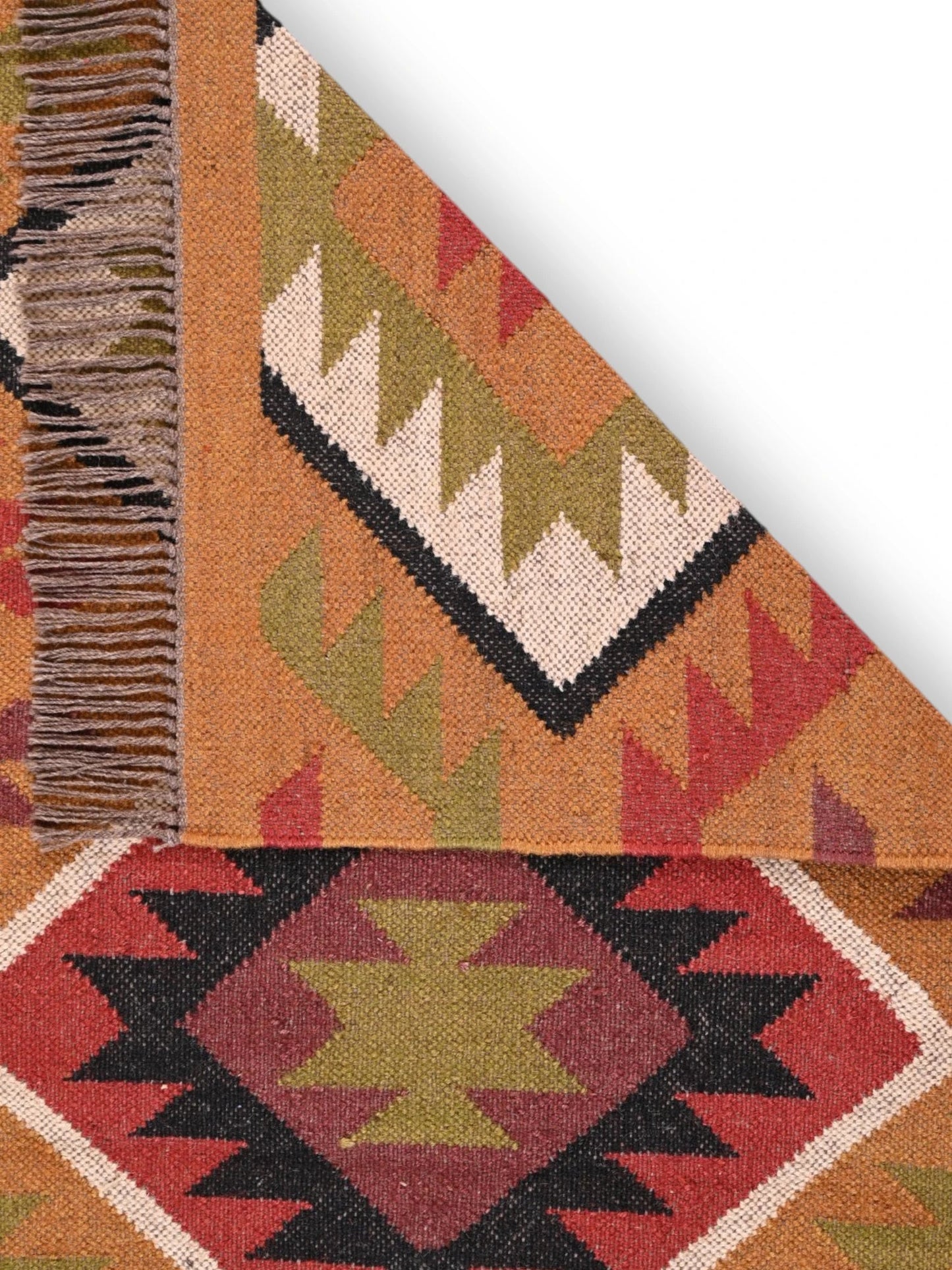 Detalle de alfombras kililm pasillo 75x300 multicolor necha a mano en fibras naturales

