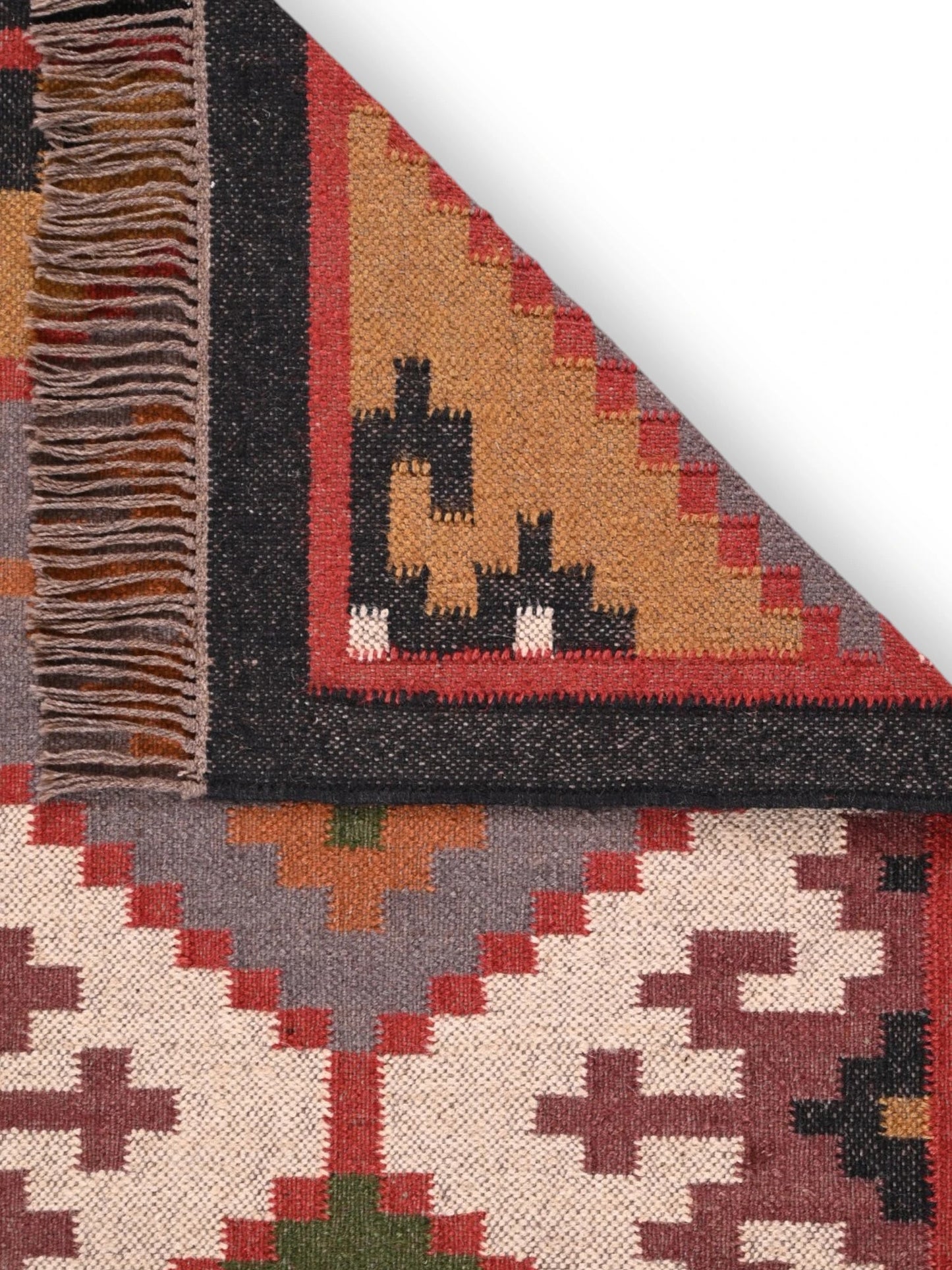 Detalle de alfombras kililm pasillo 75x300 multicolor necha a mano en fibras naturales